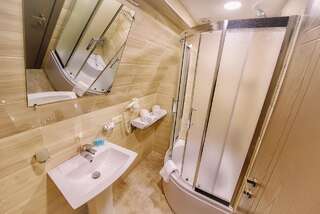 Отель Green Corner Hotel Тбилиси Двухместный номер эконом-класса с 1 кроватью-10
