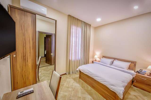 Отель Green Corner Hotel Тбилиси-13