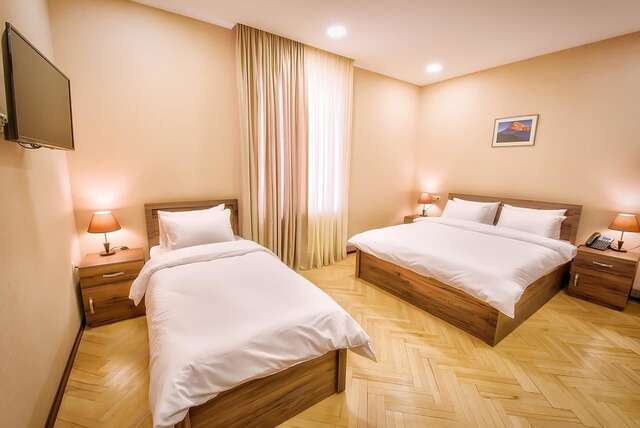 Отель Green Corner Hotel Тбилиси-19