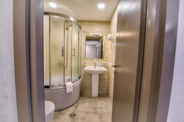 Отель Green Corner Hotel Тбилиси-21